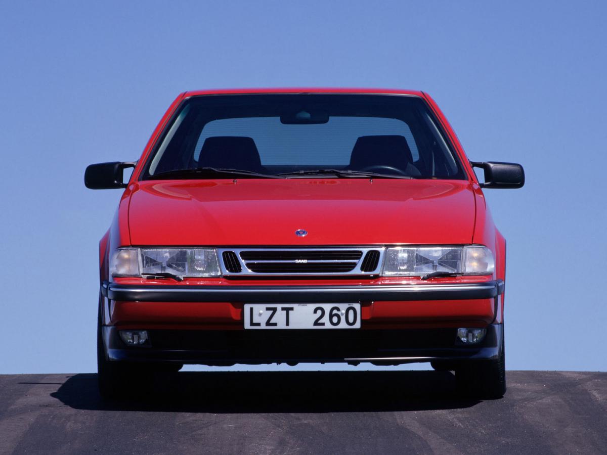 Saab 9000 Hatchback 2.3 CS Aero (225 Hp)